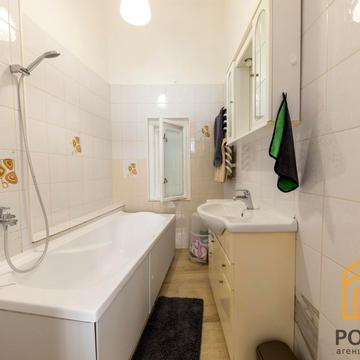 Корзо вул., 25