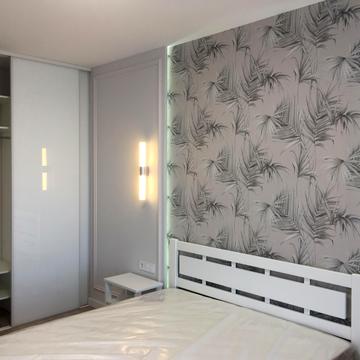 Зарічна вул., 2/2