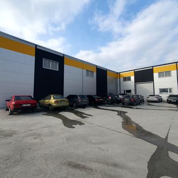 Олександра Матросова вул., 6