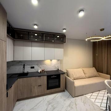 Новознесенська вул., 4