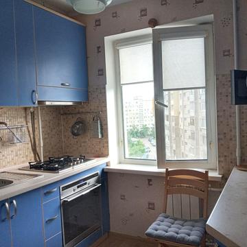 Прирічна вул., 17