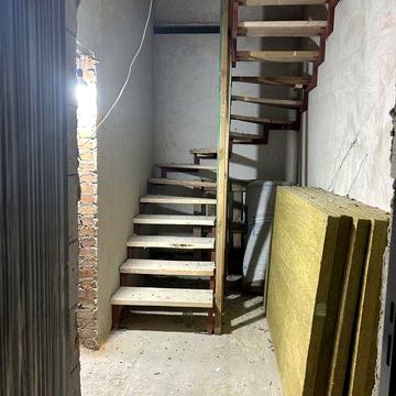 Дворівнева квартира + мансарда біля Львова, Ременів