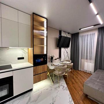 Новая 1к в Аркадии с мебелью и техникой