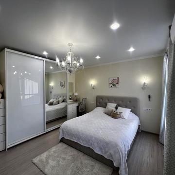 Вишнева вул.