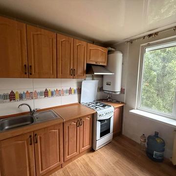 Карагандинська вул., 11