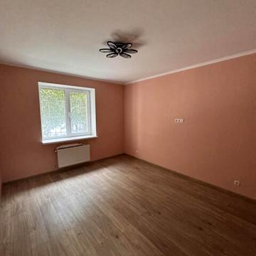 Анатолія Бортняка вул., 4