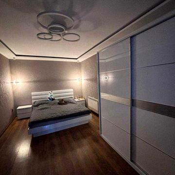 Продам гарну 4 кімнатну квартиру на Східном 2. З автономним опаленням.