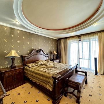 Кутова вул., 6