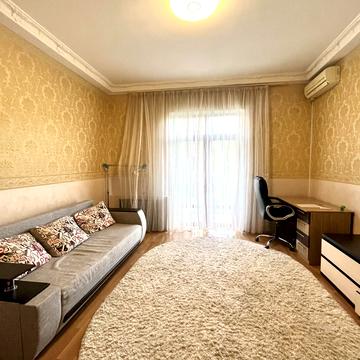 Ділова вул. (Димитрова), 9-А