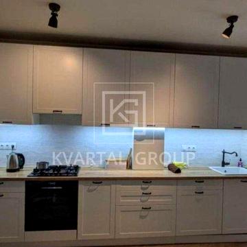 Продам ГАРНУ євро3к квартиру з ремонтом. Газ. 72м2. Центральний парк. ЖК Карат