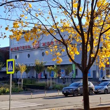 Сдам современную, просторную квартиру ул. Константиновская 27б,метро