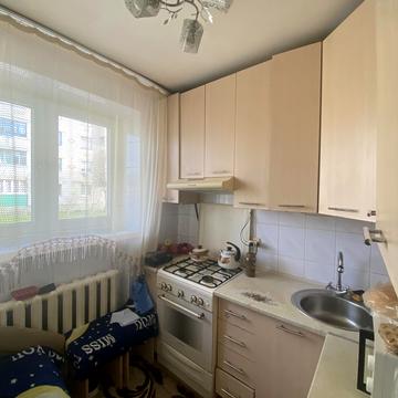 Пяскорського вул., 3