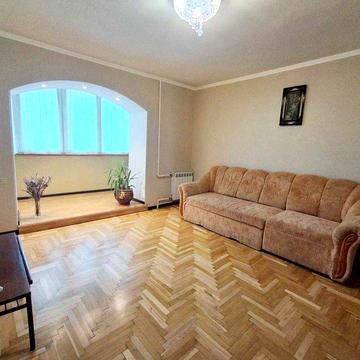 Виноградар, пр. Георгія Гонгадзе 7, простора 3к є газ! Ретровіль