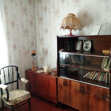 Мостицька вул., 14