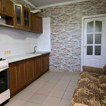 Продаж 1-кімнатної квартири на вул. Чорних Запоржців,64б (Короленко)