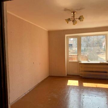 Продам 2х кімнатна квартира в центрі вул.Клима Савури.