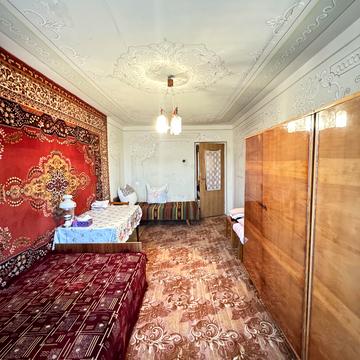 Айвазовського вул., 22