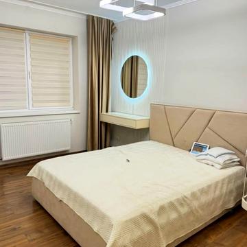 Озерна вул., 2