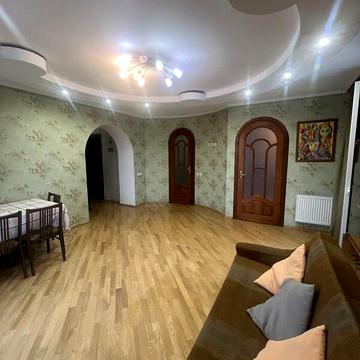 Продаж 3к Квартира Пирогова вулиця ЖК Микрорайон Подолье