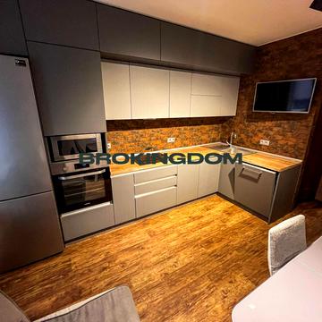 Єлизавети Чавдар вул., 36