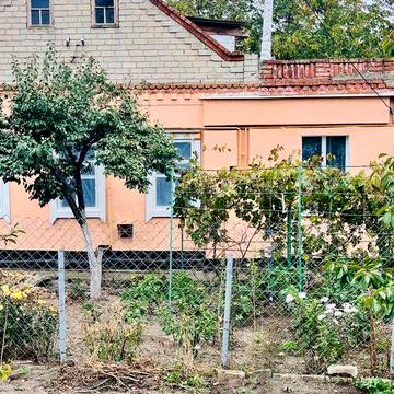 Продаж частини будинку