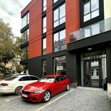 Продаж 3-к квартири р-н Центр , ЖК Над Озером ЖК Над Озером