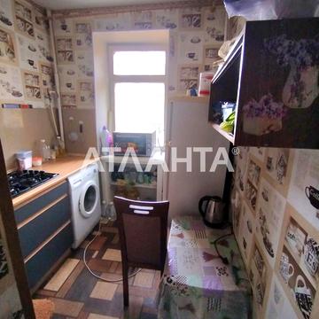 Академіка Корольова вул., 42