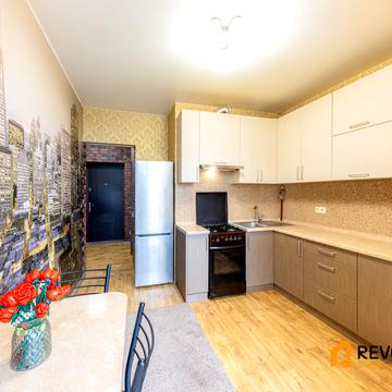 Єдності вул., 2