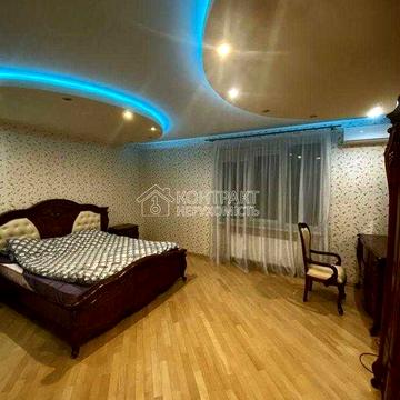 Продам 2-к квартиру в таунхаусі на Холодній Горі.