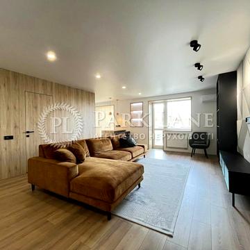 Конча-Заспинська вул. (Генерала Матикіна), 16