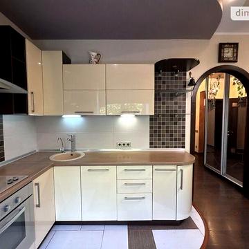 Продаж 3к Квартира Незалежної України вулиця