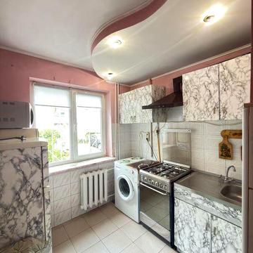 Оренда гарнрної чистої однокімнатної квартири малі комунальн