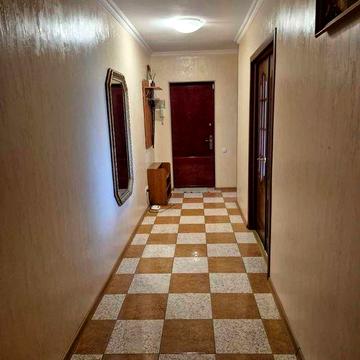 Пропонюємо до Вашої уваги аренду 3-кімнатної квартири на Академічній