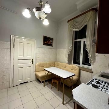 Якова Раппопорта вул., 7б