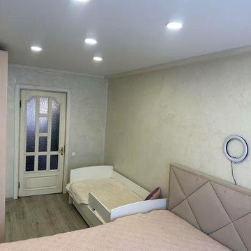 Чудова чотирикімнатна! Дудикіна!