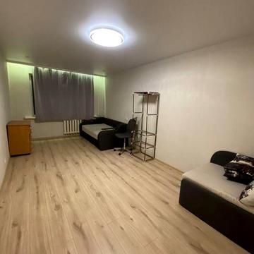 Здається в оренду 1 кім 1/5 пр-т Перемоги ( Центр)