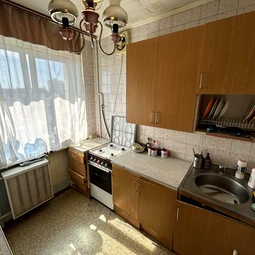 Андрія Головка вул., 1