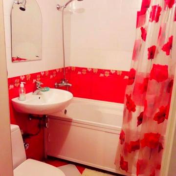 Сдаю хорошую 2х комнатную квартиру ( пр- т Центральный- 24А)