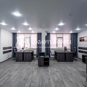 Любомира Гузара просп. (Космонавта Комарова), 11