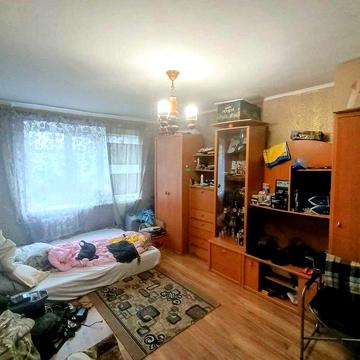 Продам 1-но кімнатну квартиру вул. Праці