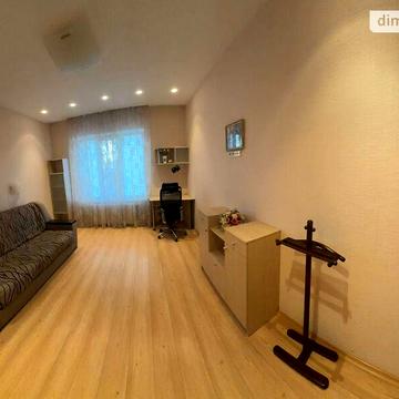 Довгострокова оренда 4к Квартира Сонячна Набережна (Малиновського Маршала) вулиця ЖК Приоритет