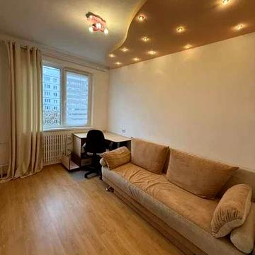 Продам 2 ком. квартиру на ул. Гвардейцев Широнинцев, Салтовка (89384)