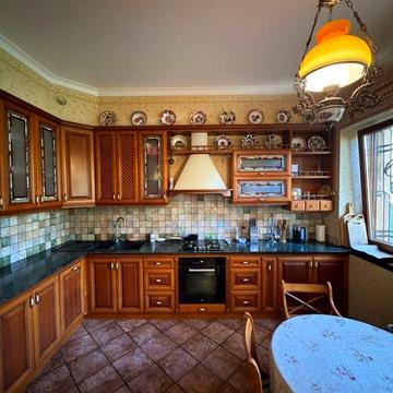 Оренда 4-кімн. квартири в центрі міста