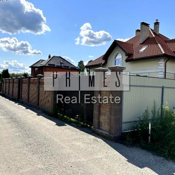 Виноградна вул.