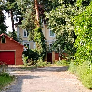 Продаю власне Домоволодіння: Будинок Дім Гараж Бомбосховище