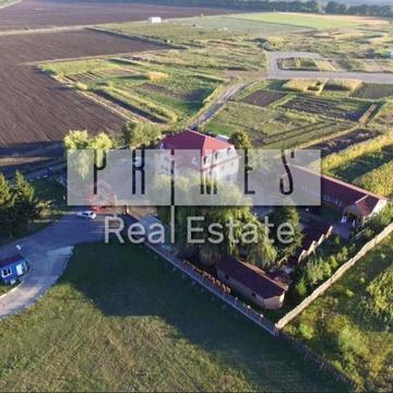 Академіка Захаренка вул., 2