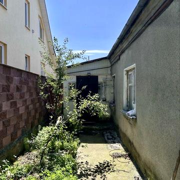 Продається будинок в Луцьку