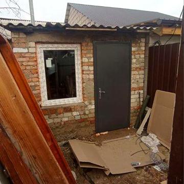 Частина будинку Станишівка біля лікарні