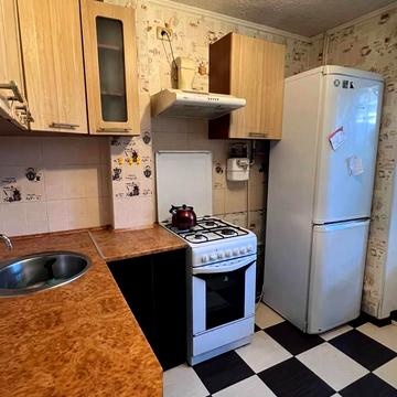 Миру вул., 1а