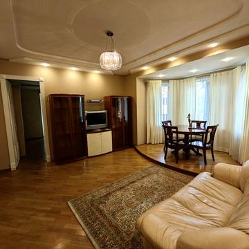 Сдам свою квартиру 100м² Французский  бульвар